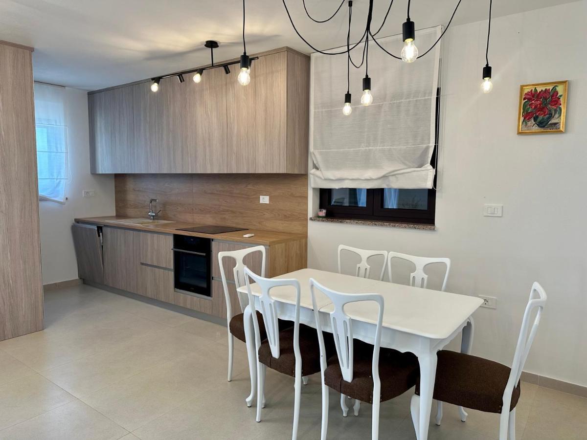 Apartment With Pool Mukalba Μεντουλίν Εξωτερικό φωτογραφία